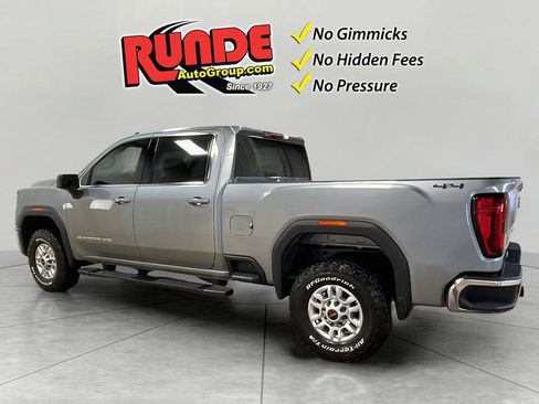 Used 2024 GMC Sierra 2500 SLE w/ SLE Convenience Package image 3