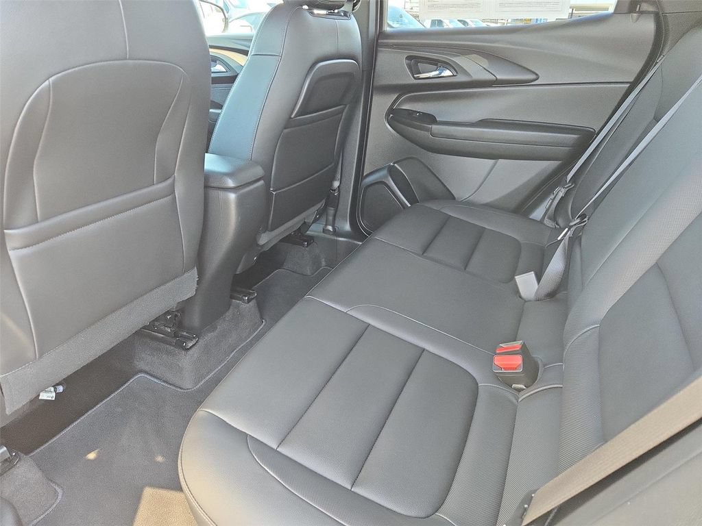 Certified 2023 Chevrolet TrailBlazer ACTIV FWD image 15