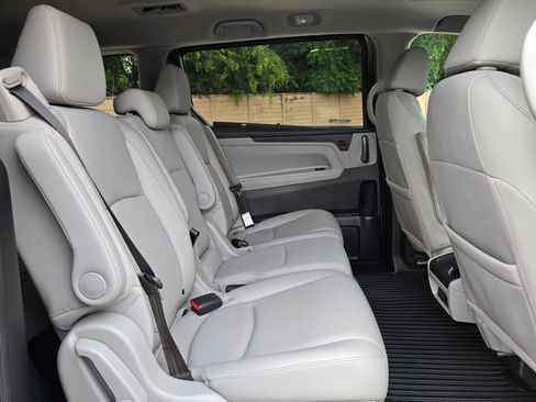 Used 2024 Honda Odyssey EX-L image 24