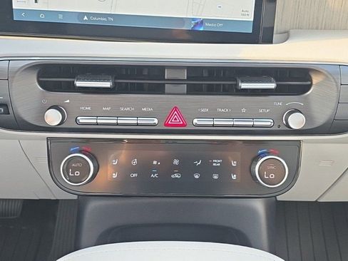 New 2026 Hyundai Palisade Calligraphy FWD image 24