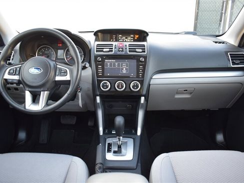 Used 2017 Subaru Forester 2.5i Premium w/ Protection Package #1 AWD/4WD image 13