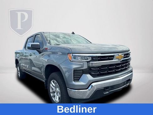 Used 2026 Chevrolet Silverado 1500 LT AWD/4WD image 2