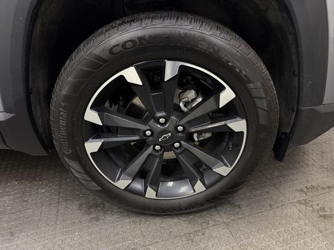 Used 2025 Chevrolet Equinox RS w/ Safety and Technology Package image 12