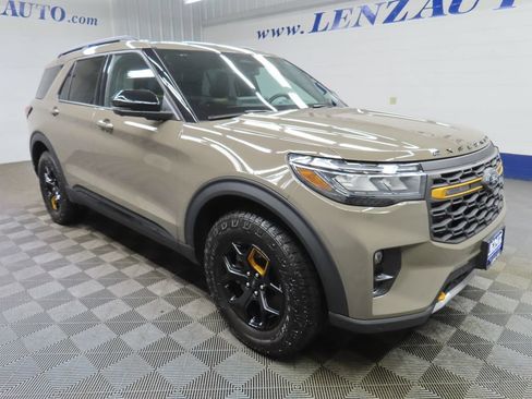 Used 2026 Ford Explorer Tremor w/ Tremor Ultimate Package AWD/4WD image 3