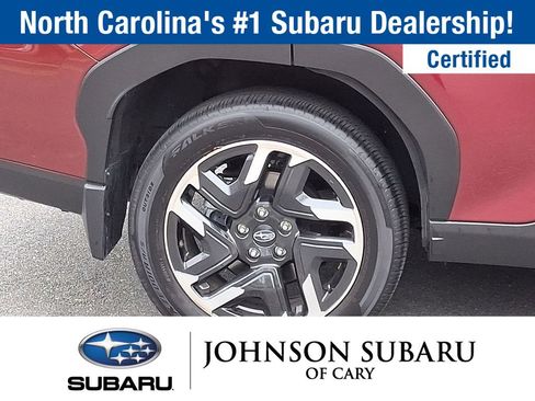 Certified 2025 Subaru Forester Limited image 27