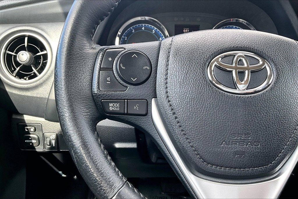 Used 2017 Toyota Corolla SE FWD image 24