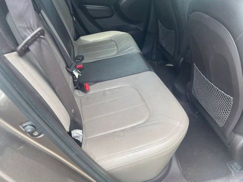Used 2010 Hyundai Tucson Limited AWD/4WD image 14