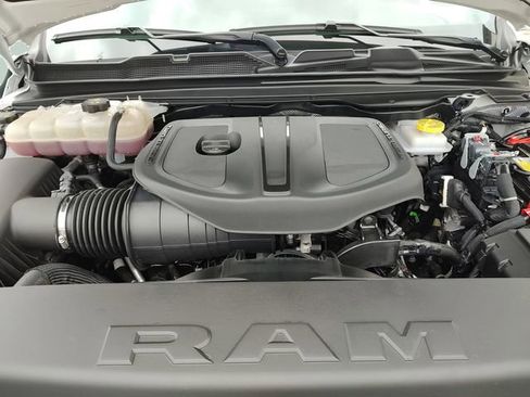 Used 2025 RAM 1500 Lone Star RWD image 32