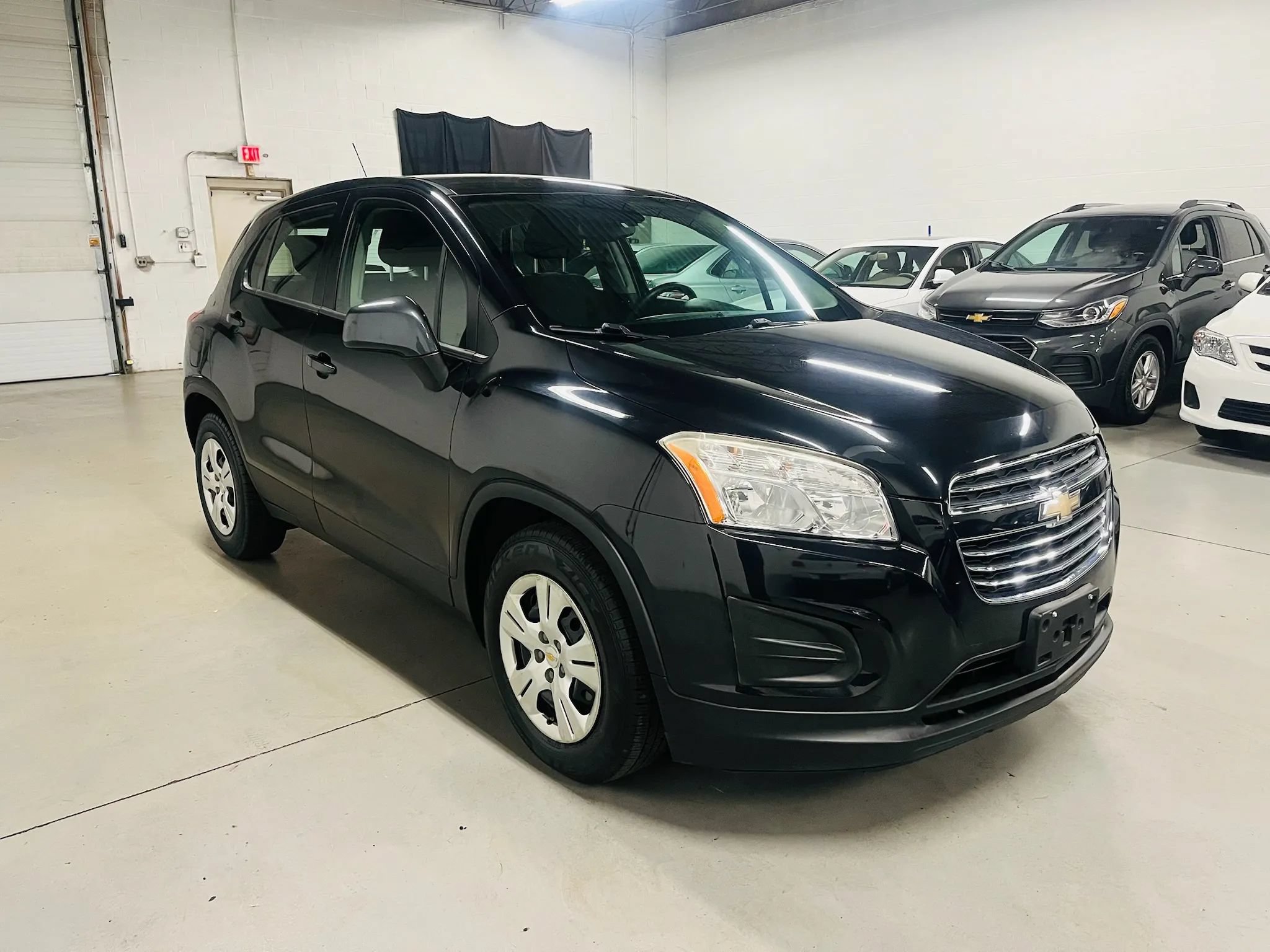 Used 2016 Chevrolet Trax LS FWD image 4