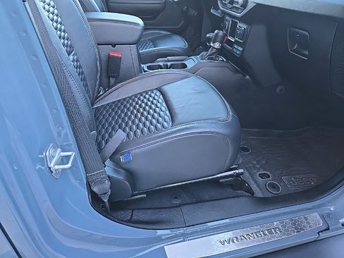 Used 2024 Jeep Wrangler Sport image 80