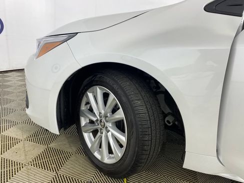 Used 2025 Toyota Corolla SE FWD image 23