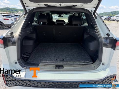 Used 2025 Volkswagen Tiguan SE R-Line AWD/4WD image 20