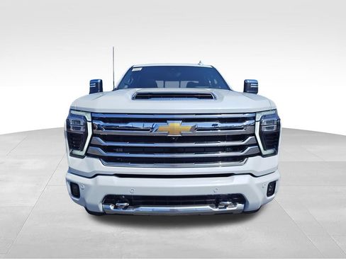 New 2026 Chevrolet Silverado 2500 High Country w/ High Country Premium Package AWD/4WD image 8