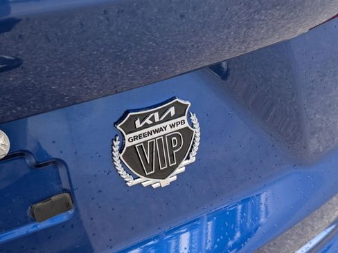 Used 2023 Kia Sorento S FWD image 36