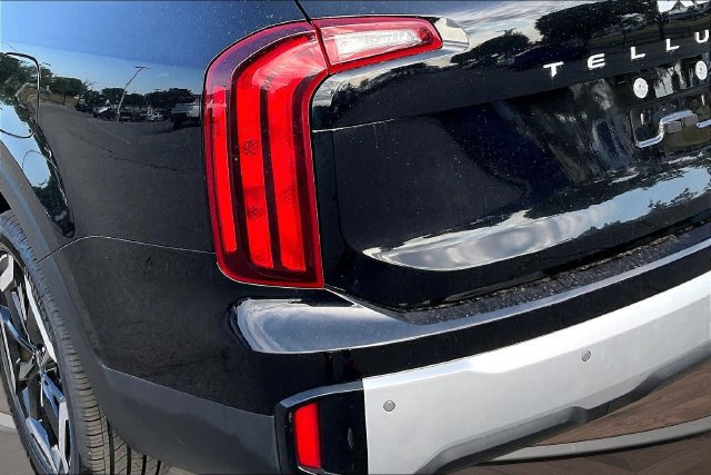 Used 2024 Kia Telluride S AWD/4WD image 29