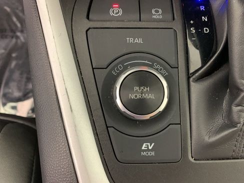 Used 2024 Toyota RAV4 XLE w/ Convenience Package AWD/4WD image 27