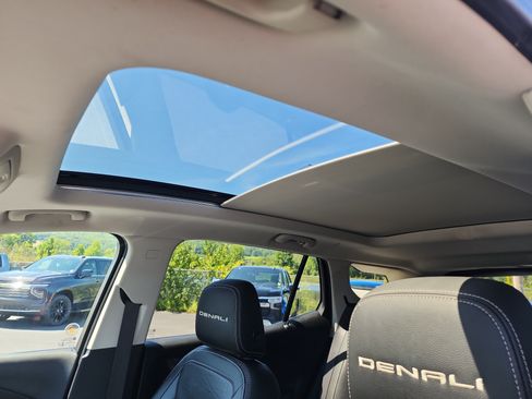 Certified 2023 GMC Terrain Denali w/ LPO, Floor Liner Package AWD/4WD image 15