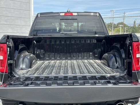 New 2026 RAM 1500 Laramie w/ Laramie Preferred Package AWD/4WD image 28