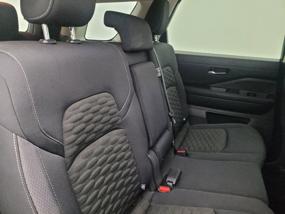 Used 2022 Nissan Pathfinder SV FWD image 19