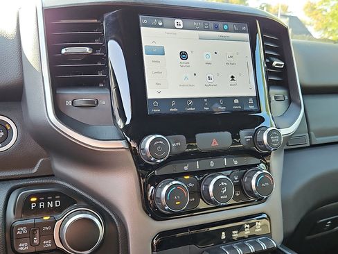 Used 2022 RAM 1500 Big Horn image 28