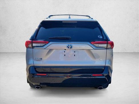 Used 2024 Toyota RAV4 SE image 6