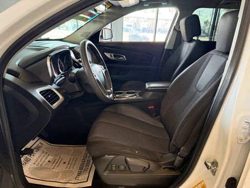 Used 2017 GMC Terrain SLE FWD image 9