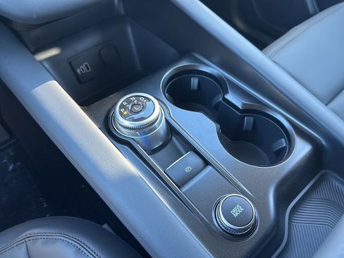 New 2026 Ford Explorer Active w/ Active Comfort Package image 27