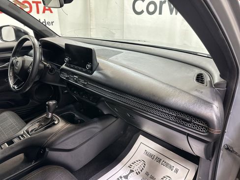 Used 2024 Honda HR-V Sport image 13