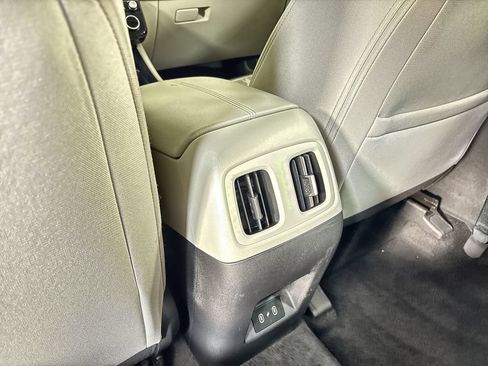 Certified 2025 Hyundai Tucson SEL FWD image 22