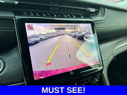 Used 2022 Jeep Grand Cherokee L Limited image 28