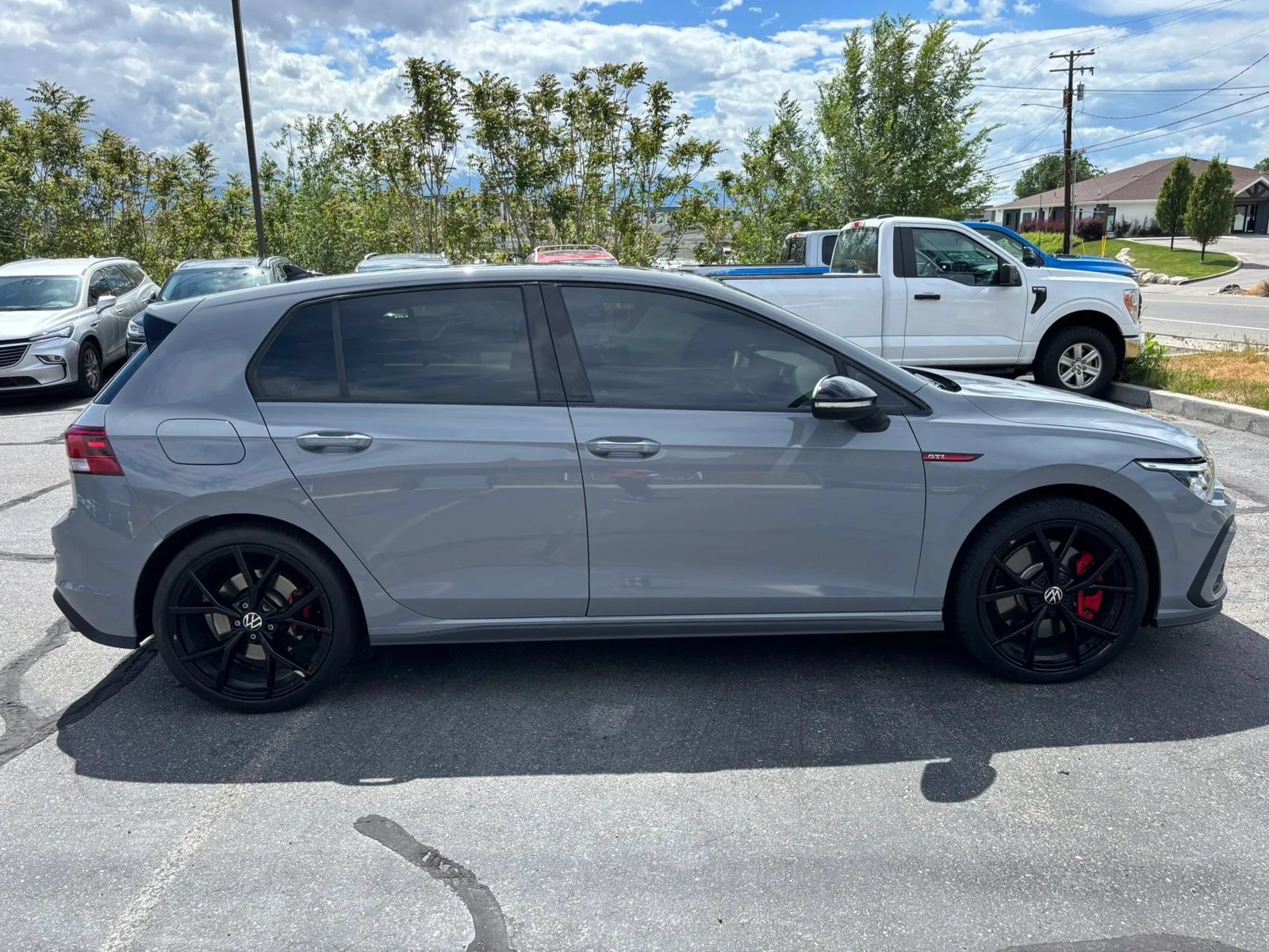 Used 2024 Volkswagen GTI SE FWD image 4