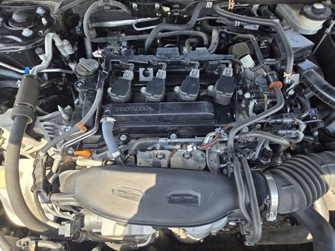 Used 2022 Honda Civic Touring image 30