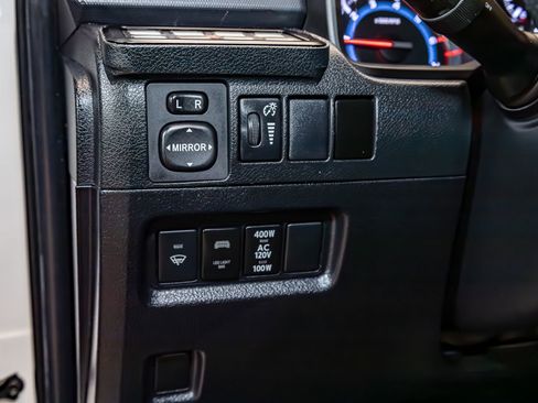 Used 2019 Toyota 4Runner SR5 image 19