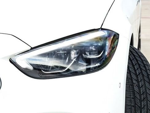 Certified 2025 Mercedes-Benz C 300 Sedan image 9