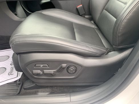 Used 2025 Hyundai Santa Fe Calligraphy AWD/4WD image 24