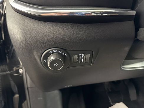 Used 2022 Jeep Compass High Altitude AWD/4WD image 22