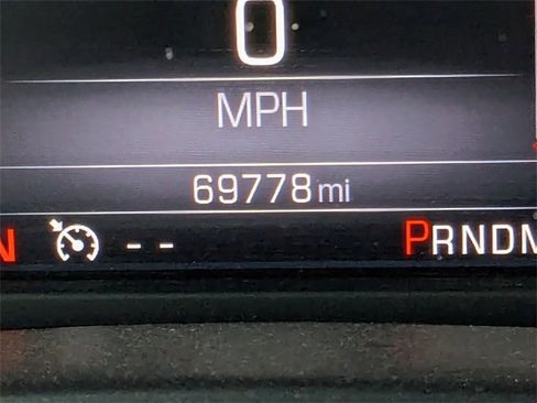 Used 2015 GMC Sierra 1500 SLT w/ SLT Crew Cab Value Package image 29