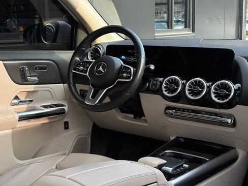 Certified 2023 Mercedes-Benz GLA 250 4MATIC image 57