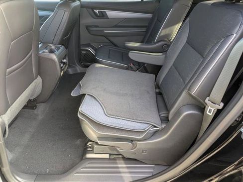 New 2026 Buick Enclave Sport Touring w/ Power Package FWD image 17
