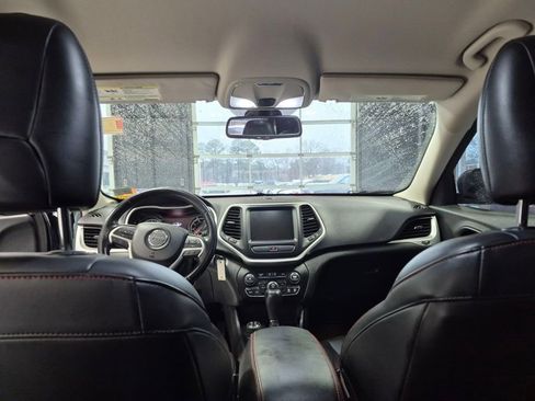 Used 2015 Jeep Cherokee Trailhawk w/ Leather Interior Group image 15