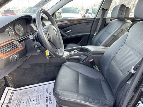 Used 2010 BMW 528i Sedan image 19