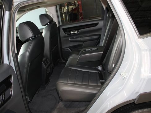 Used 2024 Honda CR-V EX-L image 11