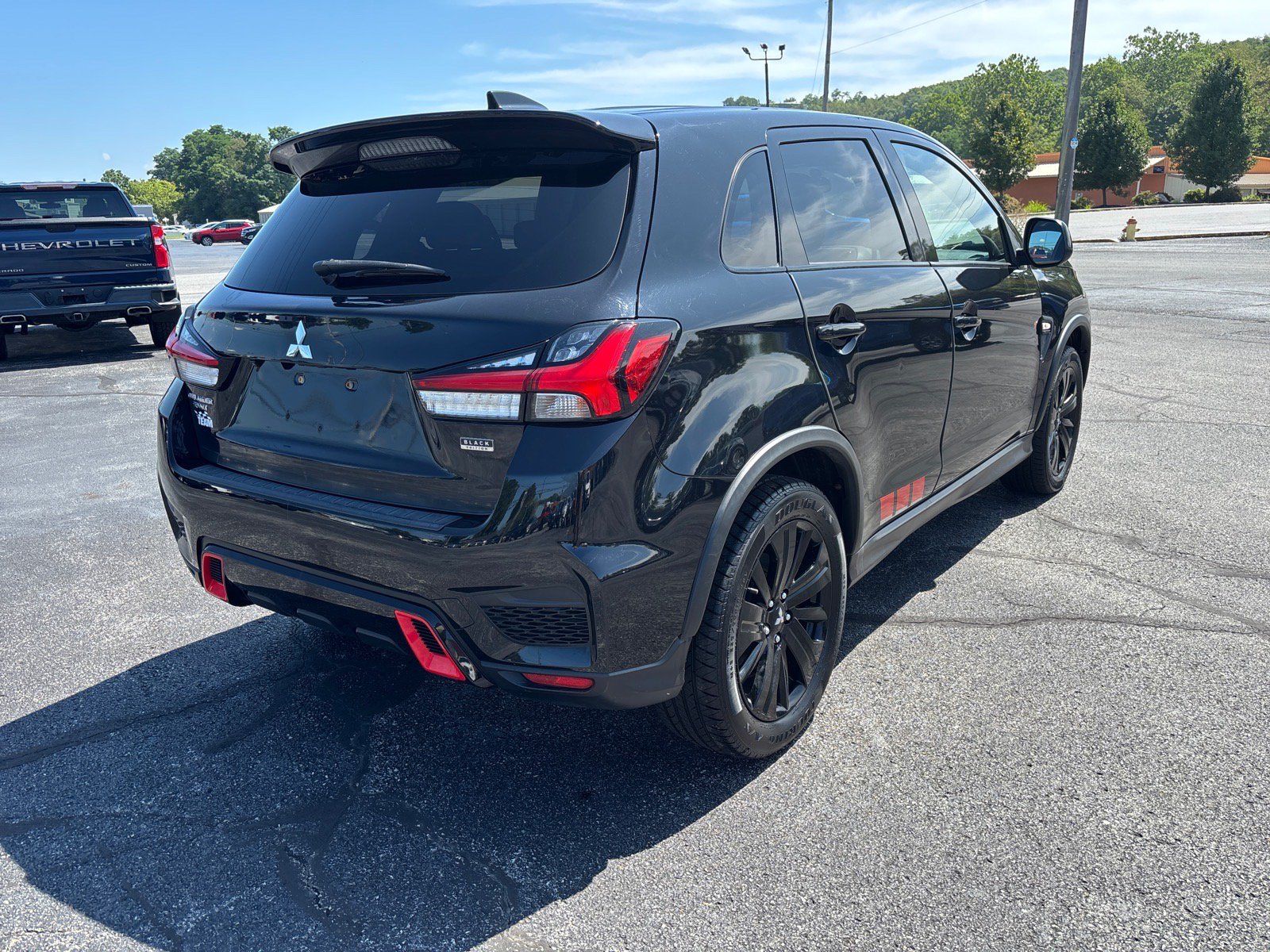 Used 2020 Mitsubishi Outlander Sport Black Edition FWD image 7
