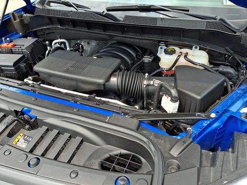 Used 2025 Chevrolet Silverado 1500 LT AWD/4WD image 27
