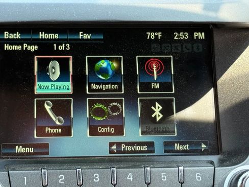 Used 2017 Chevrolet Equinox LT w/ Convenience Package image 21