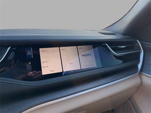 Used 2023 Jeep Grand Cherokee 4WD 4xe image 19