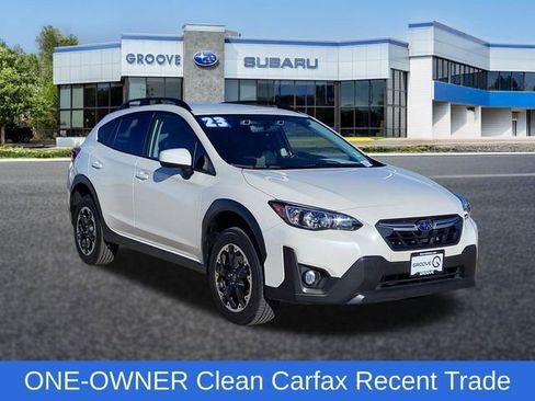 Used 2023 Subaru Crosstrek 2.0i Premium image 1