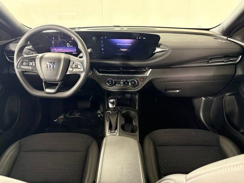 Used 2026 Buick Envista Preferred FWD image 40