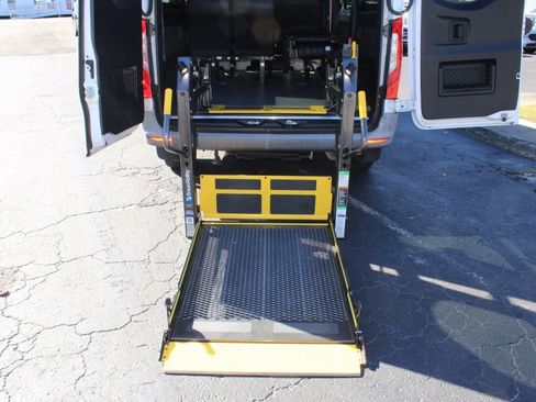 Used 2022 Mercedes-Benz Sprinter 1500 image 40