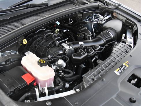 Used 2024 Jeep Grand Cherokee L Laredo image 52